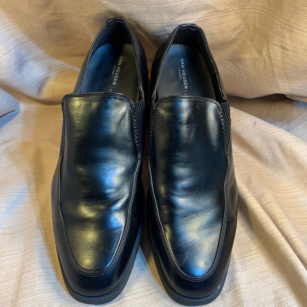 Van Heusen Flex memory foam loafers